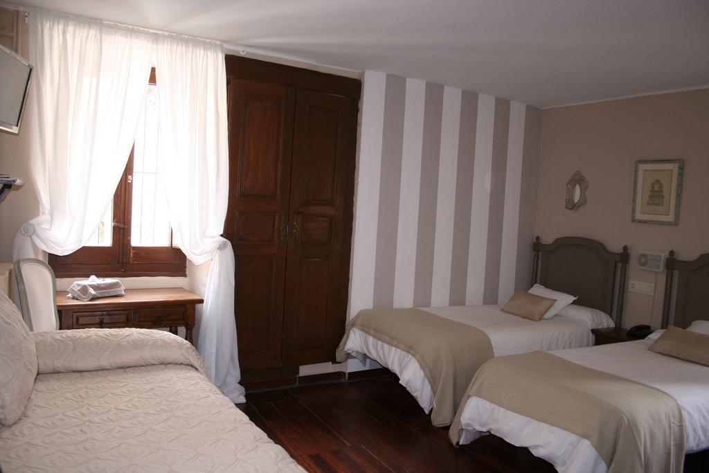 Hotel Boutique Balaitus 萨连特加列戈 外观 照片